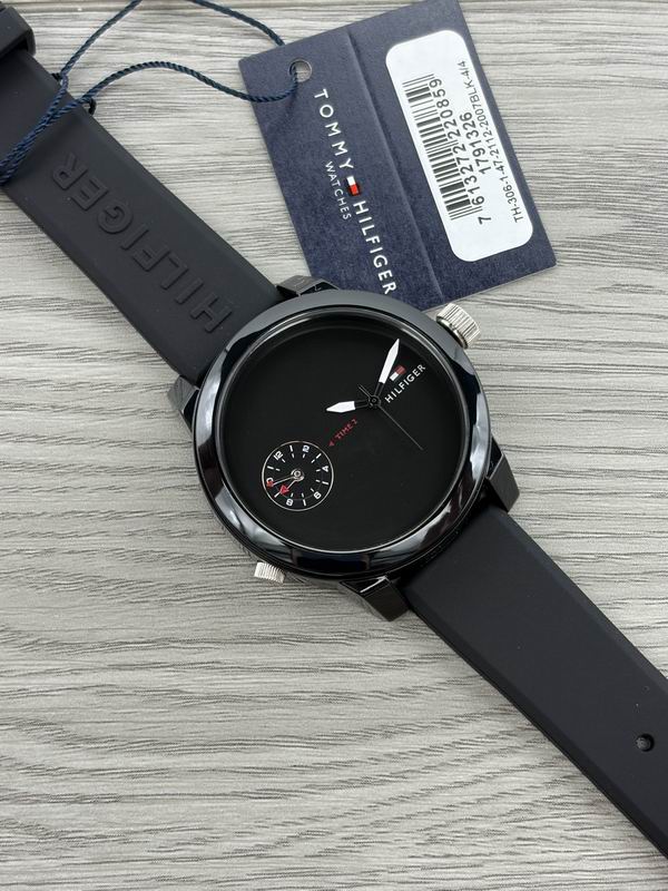 Tommy 44mm 070925